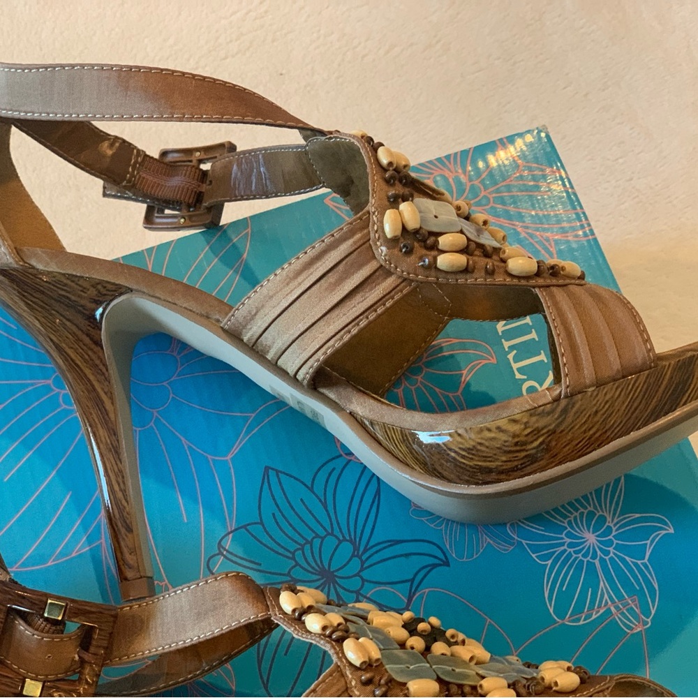 Bertinni Fearless-24 size 8 heel - Picture 12 of 12